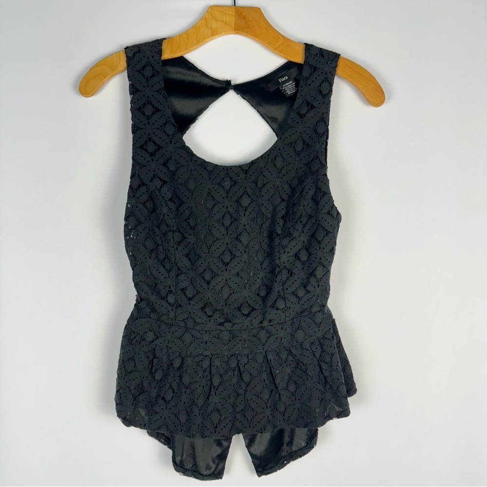 Flora: Coinstar Lace Open Back Peplum Tank